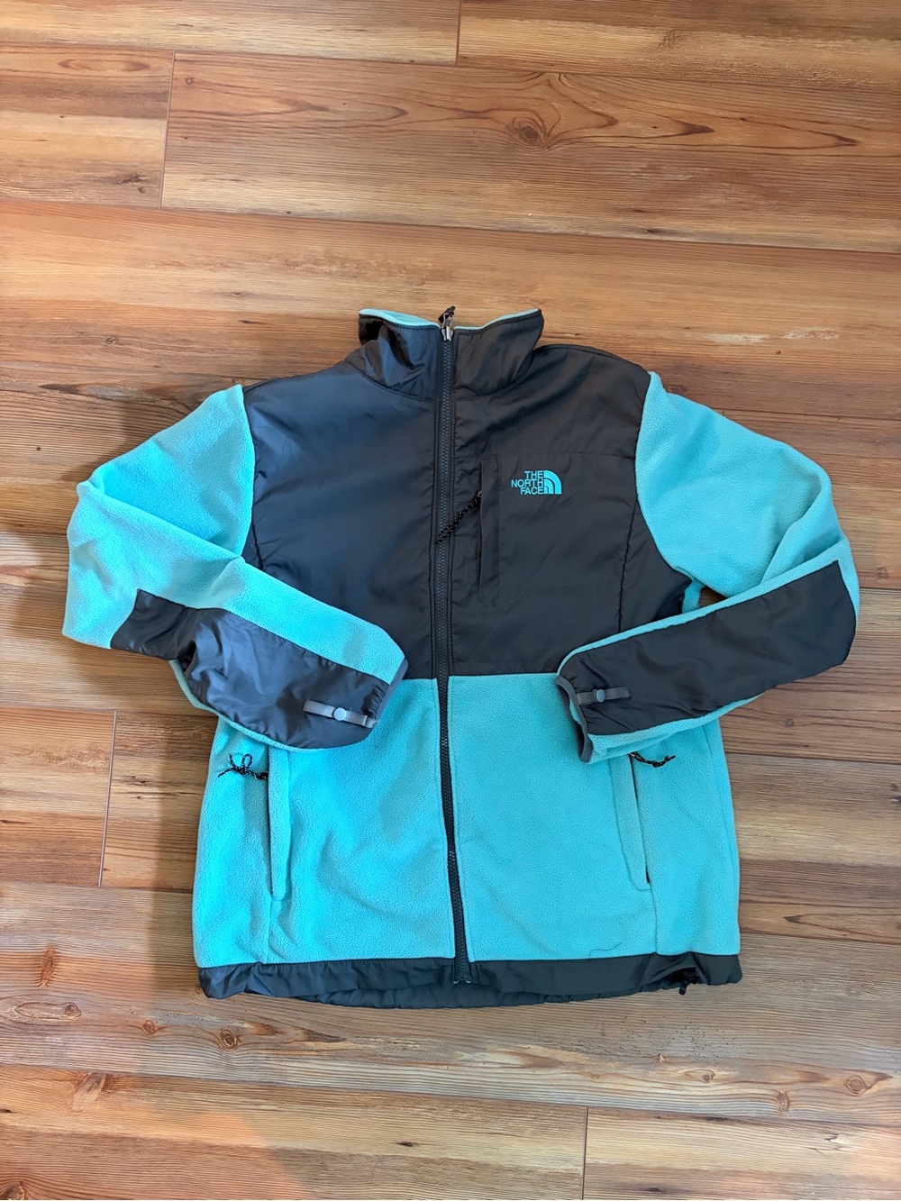 The North Face Aqua and Gray Womens XL Performance Fleece Jacket